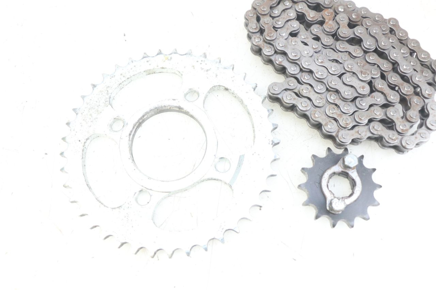 photo de KIT DE CORRENTE HONDA CM 125 (1983 - 2003) - Outro ângulo de visão