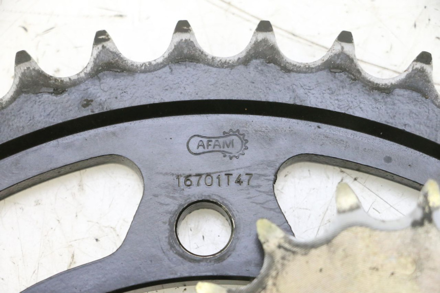 photo de KIT DE CORRENTE KAWASAKI GPX F ZX750F 750 (1986 - 1990) - Zoom do estado de desgaste