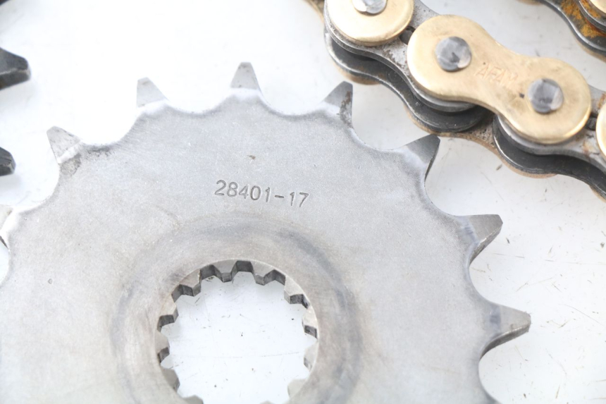 photo de KIT DE CORRENTE SUZUKI GSX-R GSXR 750 (2011 - 2016) - Pontos de fixação