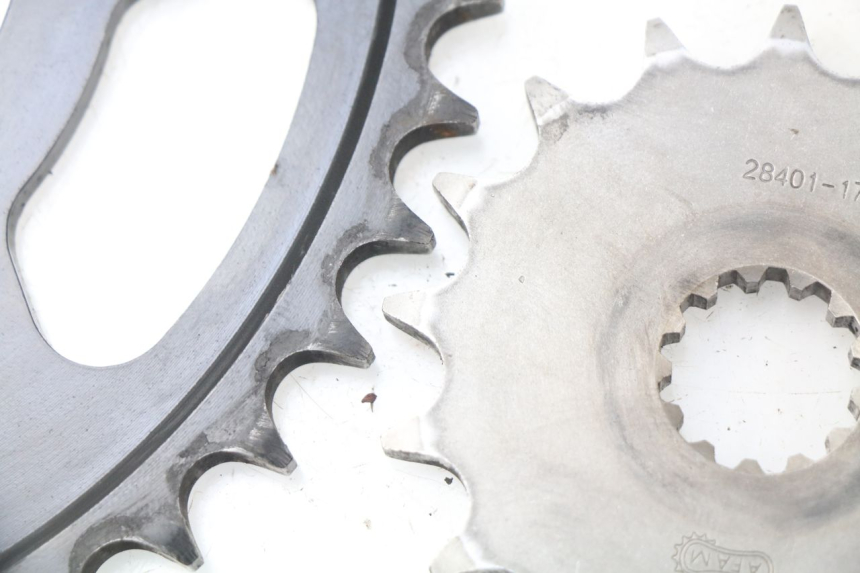 photo de KIT DE CORRENTE SUZUKI GSX-R GSXR 750 (2011 - 2016) - Estado da superfície