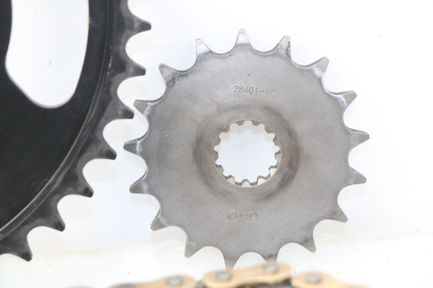 photo de KIT DE CORRENTE SUZUKI GSX-R GSXR 750 (2011 - 2016) - Marcações e referências