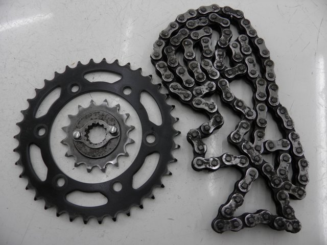 photo de KIT DE CORRENTE KAWASAKI ZEPHYR 550 (1991 - 1998) - Vista principal