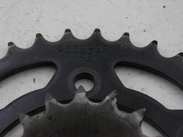 photo de KIT DE CORRENTE KAWASAKI ZEPHYR 550 (1991 - 1998) - Detalhe da peça