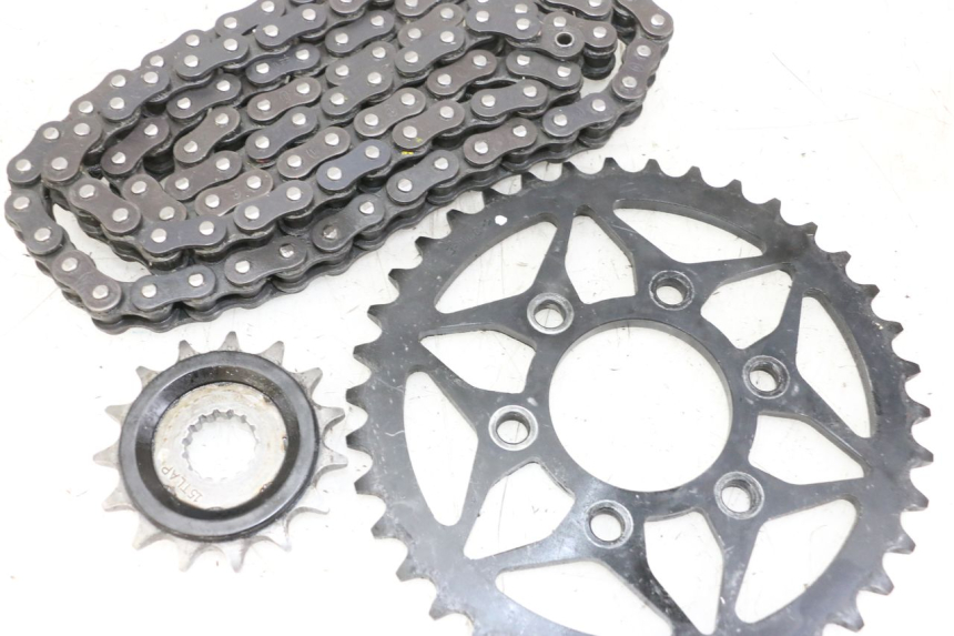 photo de KIT DE CORRENTE ROYAL ENFIELD SCRAM 411 (2022 - 2024) - Detalhe da peça