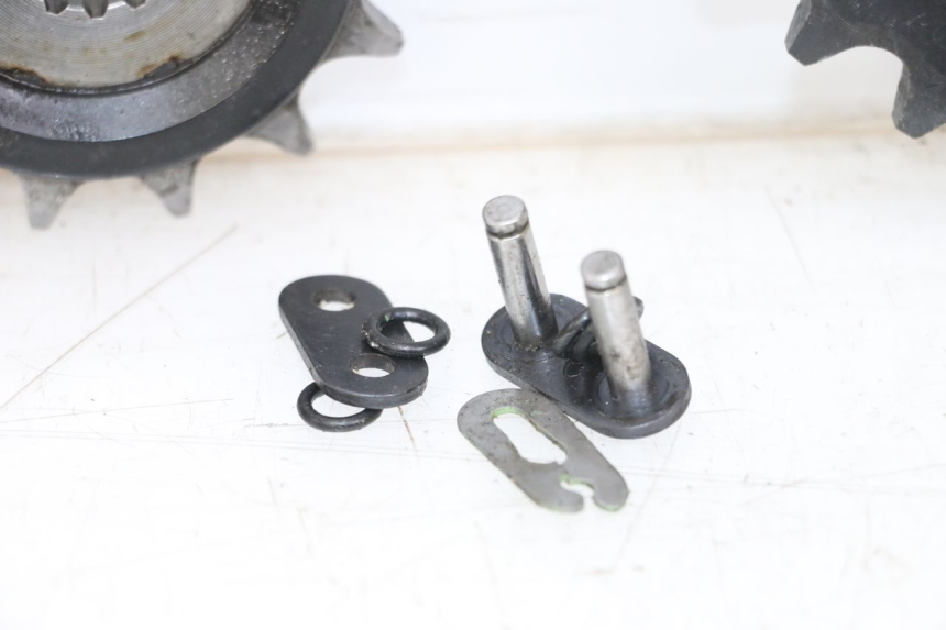 photo de KIT DE CORRENTE ROYAL ENFIELD SCRAM 411 (2022 - 2024) - Estado da superfície