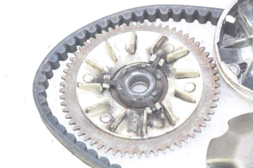 photo de KIT EMBREAGEM VARIADOR KREIDLER FLORY CLASSIC 4T 50 (2013 - 2023) - Vista de perto