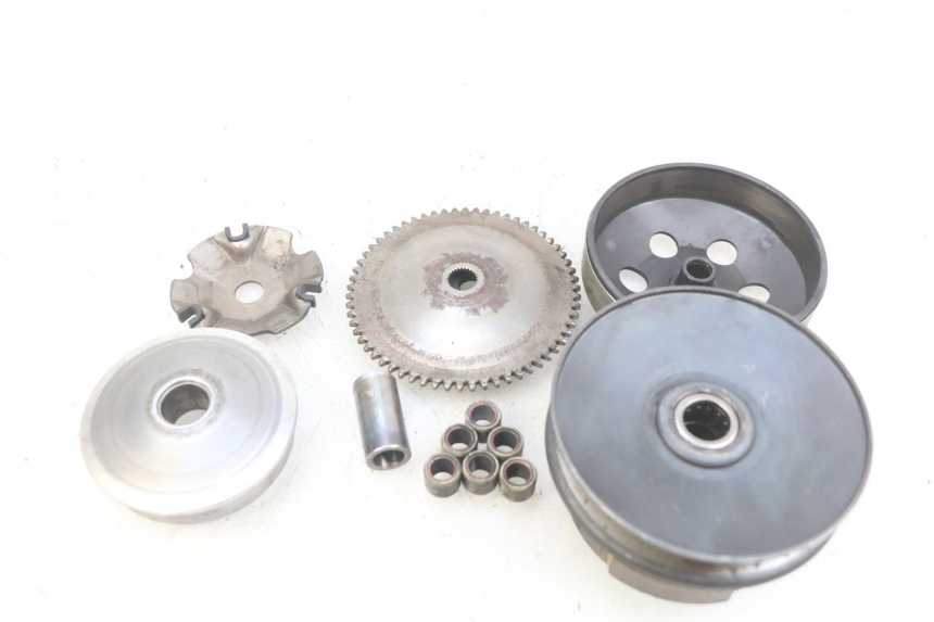 photo de KIT EMBREAGEM VARIADOR UNIVERSAL BIKE RETRO 50 (2019 - 2023) - Estado da superfície
