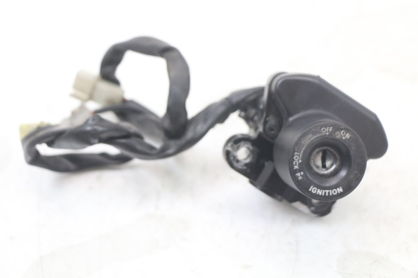 photo de KIT FECHADURA CHAVE CDI NEIMAN YAMAHA FJR ABS 1300 (2006 - 2012) - Pontos de fixação
