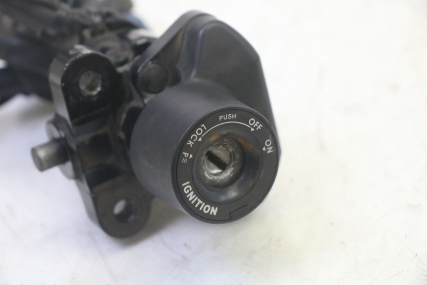 photo de KIT FECHADURA CHAVE CDI NEIMAN YAMAHA FZ6 N FAZER 600 (2004 - 2006) - Ampliação técnica