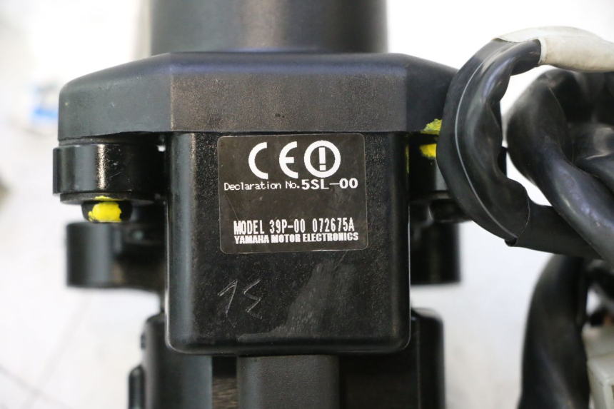 photo de KIT FECHADURA CHAVE CDI NEIMAN YAMAHA FZ8 800 (2010 - 2016) - Inspeção visual