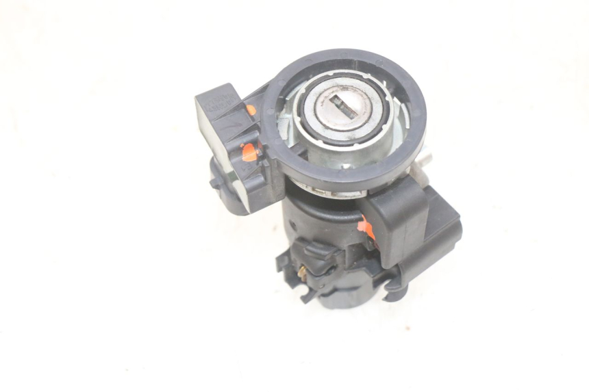 photo de KIT FECHADURA CHAVE CDI NEIMAN PIAGGIO MP3 HPE 300 (2019 - 2026) - Ampliação dos componentes