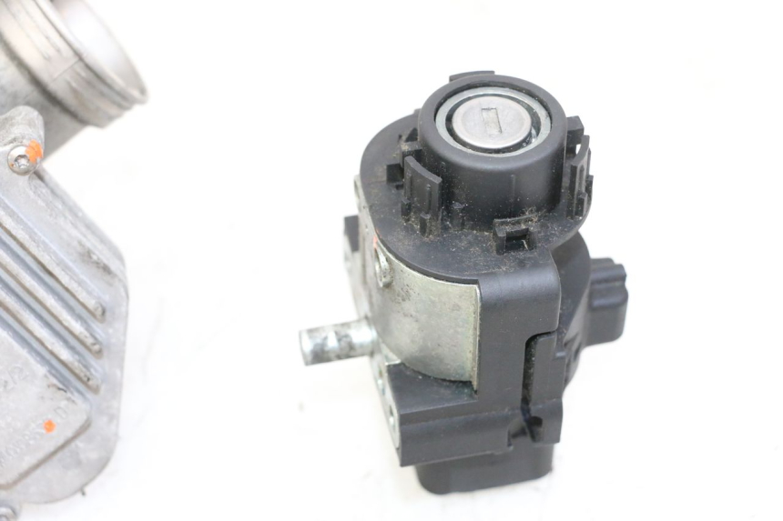 photo de KIT FECHADURA CHAVE CDI NEIMAN PIAGGIO MP3 500 (2014 - 2017) - Imagem adicional