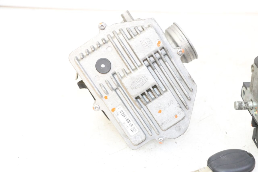 photo de KIT FECHADURA CHAVE CDI NEIMAN PIAGGIO MP3 500 (2014 - 2017) - Estrutura - ampliação