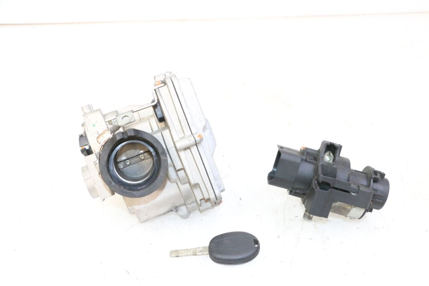 photo de KIT FECHADURA CHAVE CDI NEIMAN PIAGGIO MP3 500 (2014 - 2017) - Ampliação técnica