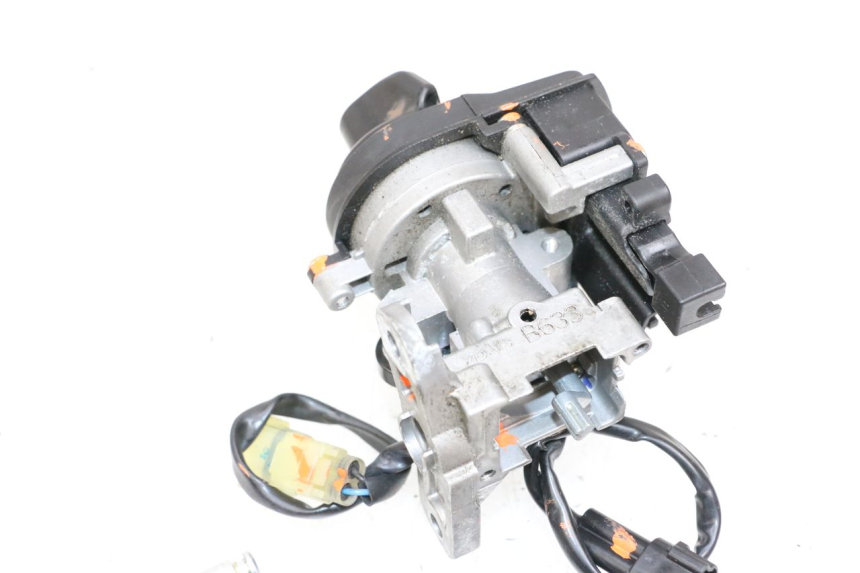 photo de KIT FECHADURA CHAVE CDI NEIMAN YAMAHA NEO'S CORE 1 (2022 - 2026) - Zoom do estado de desgaste