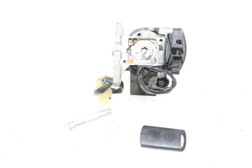 photo de KIT FECHADURA CHAVE CDI NEIMAN YAMAHA NEO'S CORE 1 (2022 - 2026) - Pontos de fixação