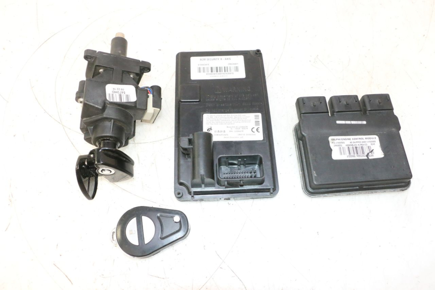 photo de KIT FECHADURA CHAVE CDI NEIMAN HARLEY DAVIDSON ROAD GLIDE FLTRXSE 1920 (2018 - 2022) - Vista principal