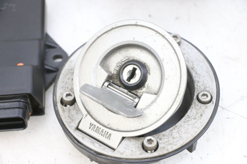 photo de KIT FECHADURA CHAVE CDI NEIMAN YAMAHA TDM ABS 900 (2002 - 2014) - Vista de perto