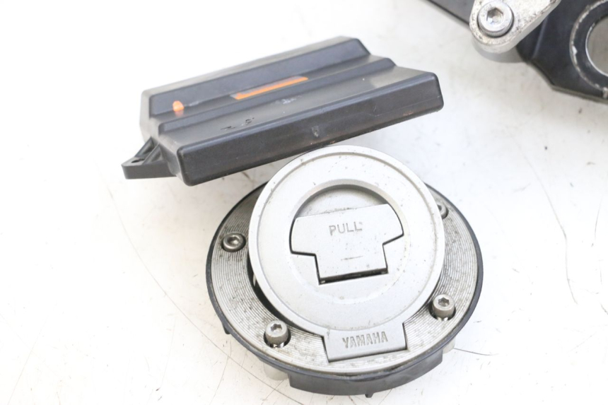 photo de KIT FECHADURA CHAVE CDI NEIMAN YAMAHA TDM ABS 900 (2002 - 2014) - Inspeção visual
