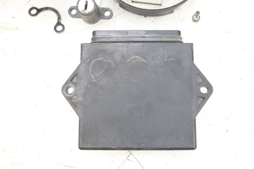 photo de KIT FECHADURA CHAVE CDI NEIMAN YAMAHA TDM ABS 900 (2002 - 2014) - Inspeção visual