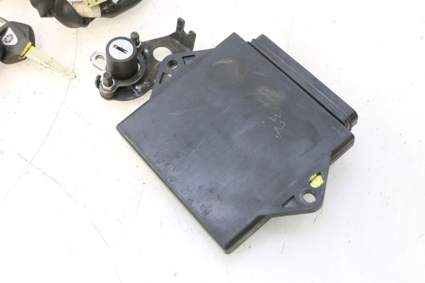 photo de KIT FECHADURA CHAVE CDI NEIMAN YAMAHA TDM ABS 900 (2002 - 2014) - Ampliação dos componentes