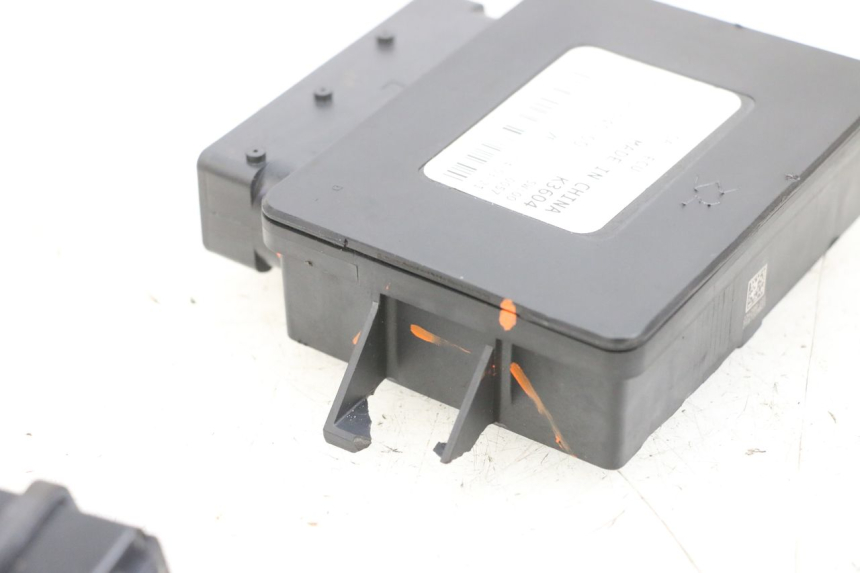 photo de KIT FECHADURA CHAVE CDI NEIMAN YAMAHA TRICITY 300 (2020 - 2024) - Detalhe da peça