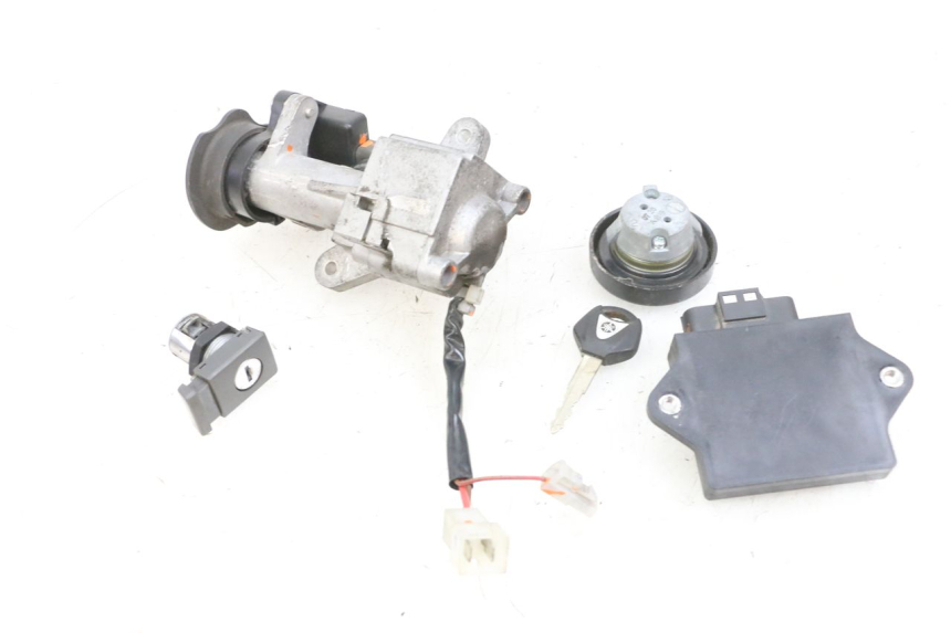 photo de KIT FECHADURA CHAVE CDI NEIMAN YAMAHA X-MAX XMAX 125 (2010 - 2013) - Estado da superfície