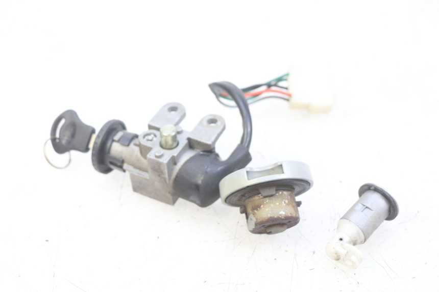 photo de KIT FECHADURA CHAVE NEIMAN BAOTIAN BT 49 QT-9 50 (2006 - 2010) - Detalhe da peça