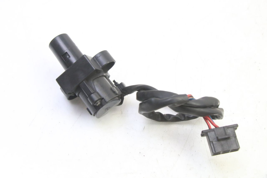 photo de KIT FECHADURA CHAVE NEIMAN HONDA CBR RR FIREBLADE 900 (1992 - 1994) - Pontos de fixação