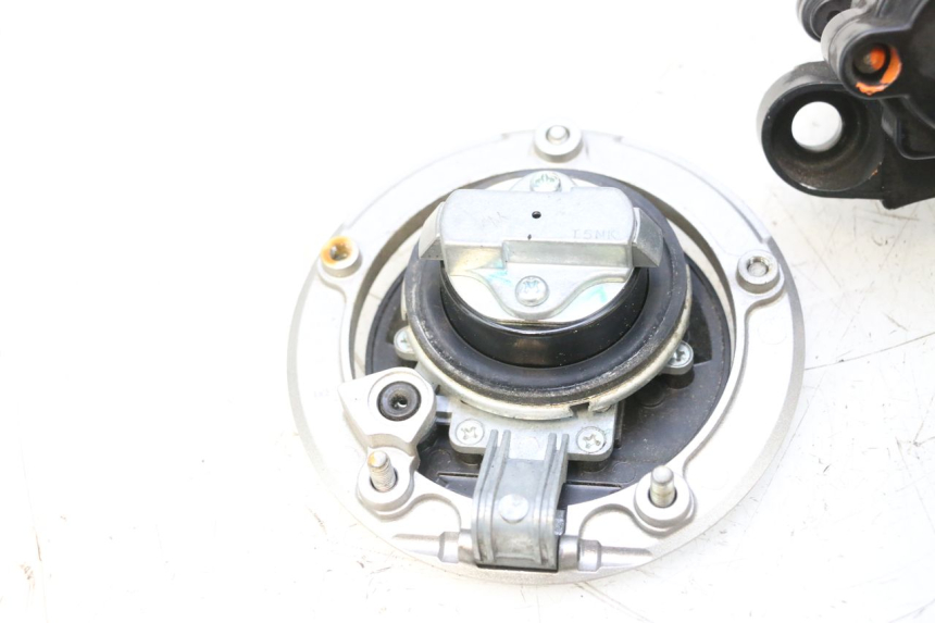 photo de KIT FECHADURA CHAVE NEIMAN KAWASAKI ER-6 ER6 F ABS 650 (2012 - 2016) - Peça verificada