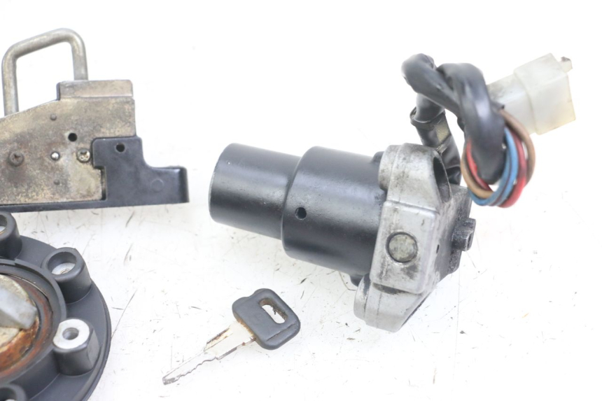 photo de KIT FECHADURA CHAVE NEIMAN YAMAHA FJ 3CX 1200 (1986 - 1996) - Ampliação técnica
