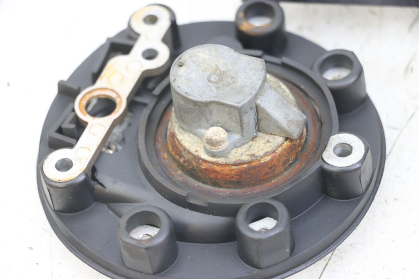 photo de KIT FECHADURA CHAVE NEIMAN YAMAHA FJ 3CX 1200 (1986 - 1996) - Pontos de fixação