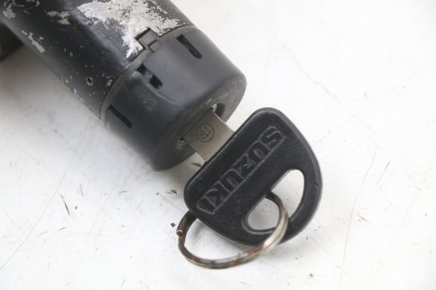photo de KIT FECHADURA CHAVE NEIMAN SUZUKI GSX E 250 (1982 - 1983) - Peça verificada