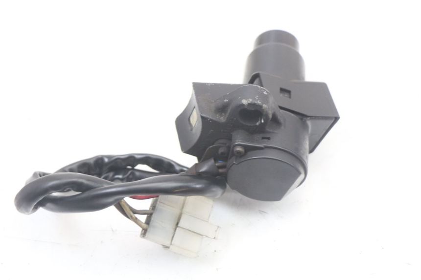 photo de KIT FECHADURA CHAVE NEIMAN KAWASAKI GTR 1000 (1994 - 2004) - Zoom do estado de desgaste