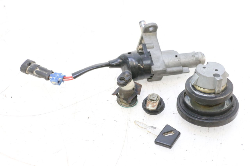 photo de KIT SERRURE CLE NEIMAN KEEWAY MATRIX RX9 125 (2006 - 2007) - Peça verificada