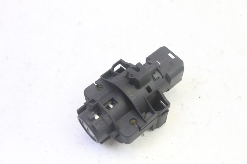 photo de KIT FECHADURA CHAVE NEIMAN PIAGGIO MP3 HPE 350 (2018 - 2020) - Zoom do estado de desgaste
