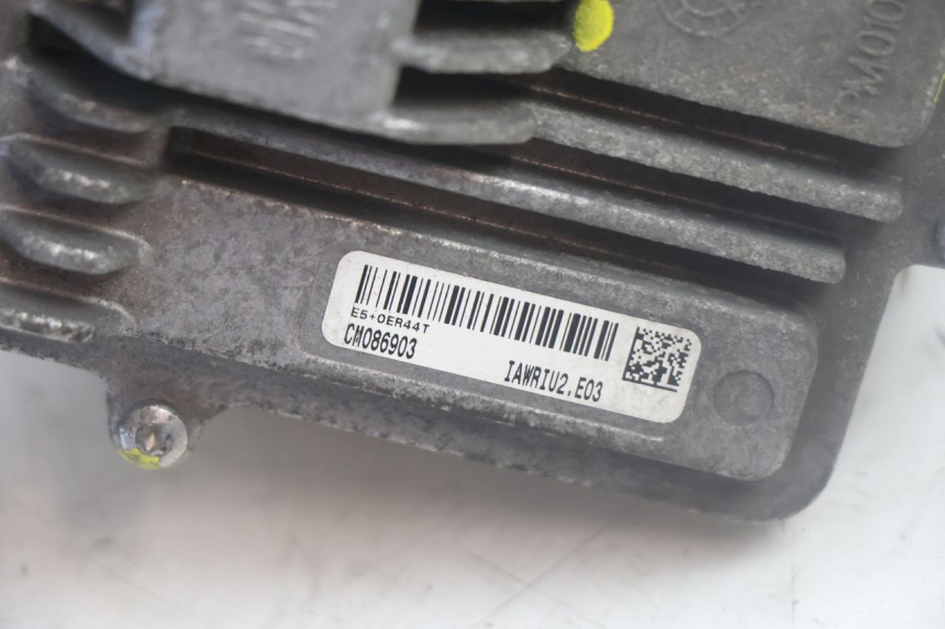 photo de KIT FECHADURA CHAVE IGNIÇÃO PIAGGIO MP3 500 (2016 - 2018) - Estrutura - ampliação