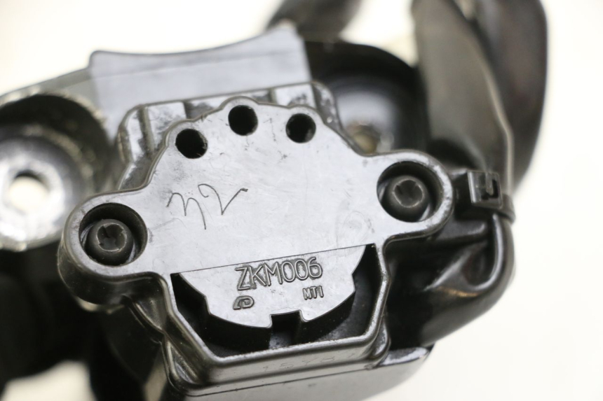 photo de KIT FECHADURA CHAVE NEIMAN KAWASAKI NINJA 400 (2018 - 2023) - Zoom do estado de desgaste