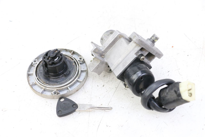 photo de KIT FECHADURA CHAVE NEIMAN PEUGEOT SPEEDFIGHT 3 LC 2T 50 (2009 - 2015) - Zoom do estado de desgaste
