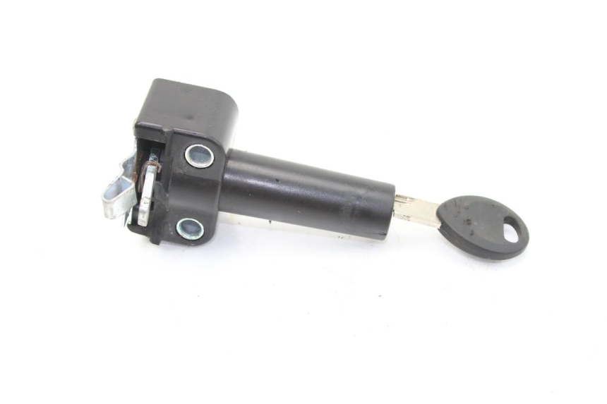 photo de KIT FECHADURA CHAVE NEIMAN YAMAHA SLIDER NAKED 50 (2004 - 2018) - Zoom do estado de desgaste
