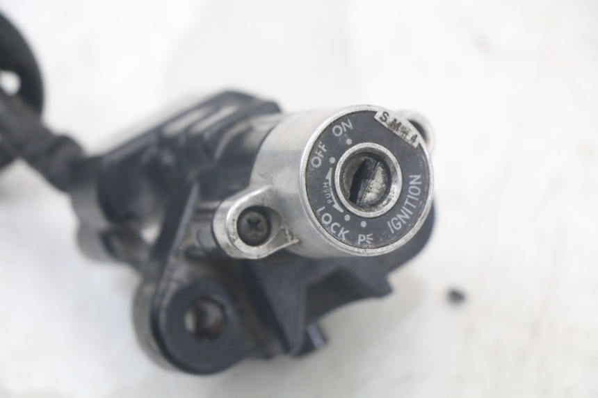 photo de KIT FECHADURA CHAVE NEIMAN SUZUKI SV N 650 (1999 - 2002) - Vista geral