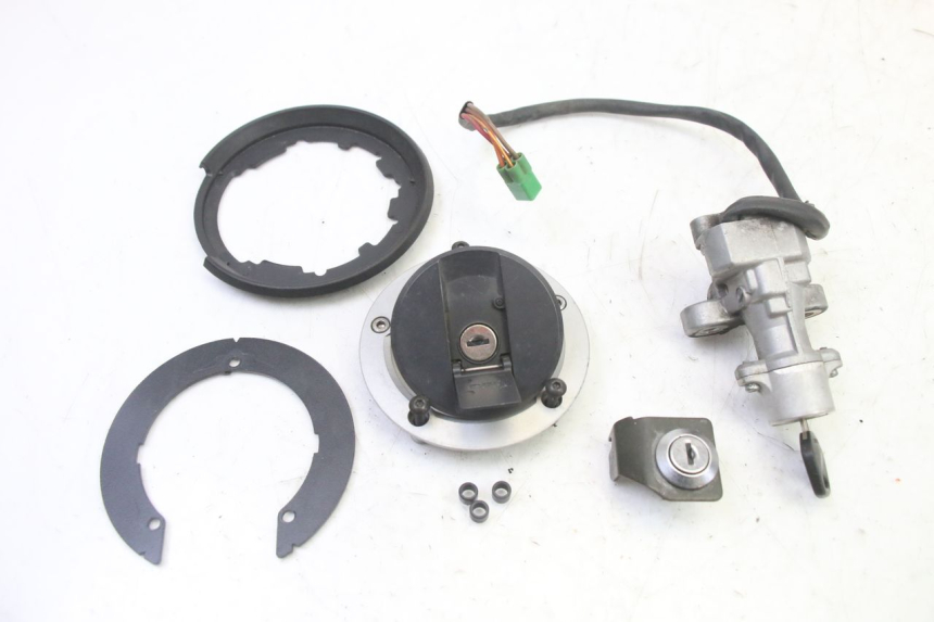 photo de KIT FECHADURA CHAVE NEIMAN SUZUKI SV S 650 (2003 - 2009) - Vista principal