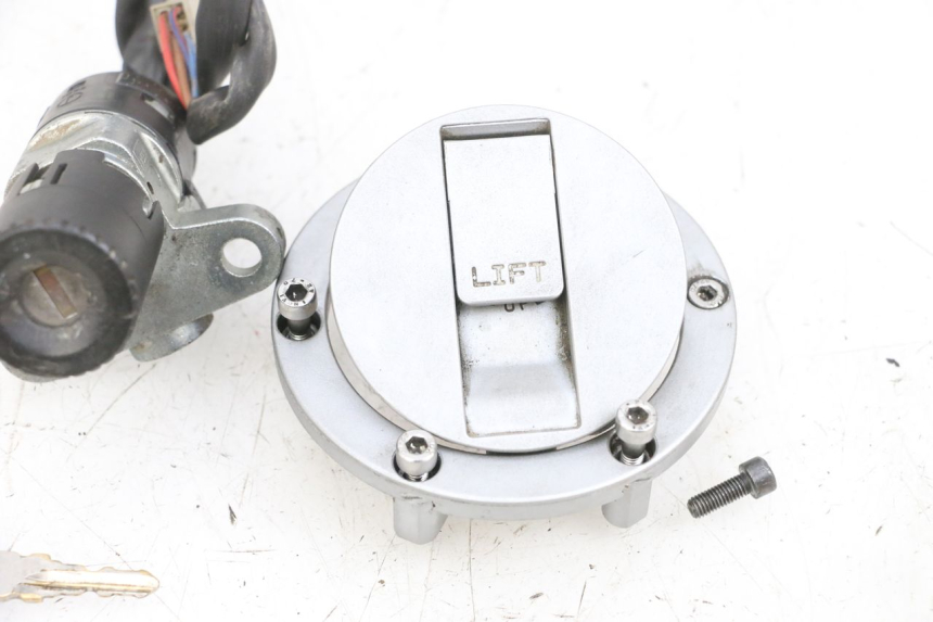 photo de KIT FECHADURA CHAVE NEIMAN YAMAHA TZR 50 (2008 - 2016) - Peça verificada