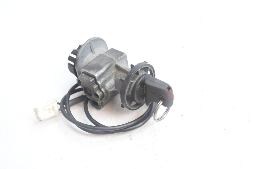photo de KIT FECHADURA CHAVE DE IGNIÇÃO PEUGEOT VIVACITY 100 (1999 - 2008) - Ampliação técnica