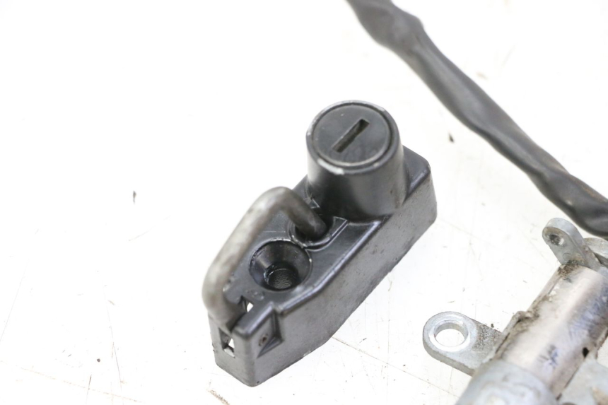 photo de KIT FECHADURA CHAVE NEIMAN YAMAHA XV VIRAGO 535 (1988 - 2004) - Peça verificada