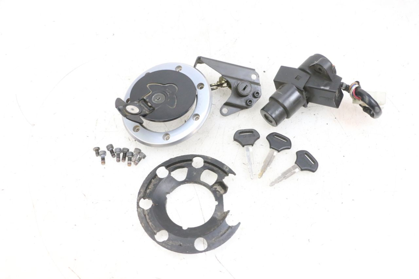 photo de KIT FECHADURA CHAVE NEIMAN KAWASAKI ZR 7 750 (1999 - 2004) - Ampliação técnica