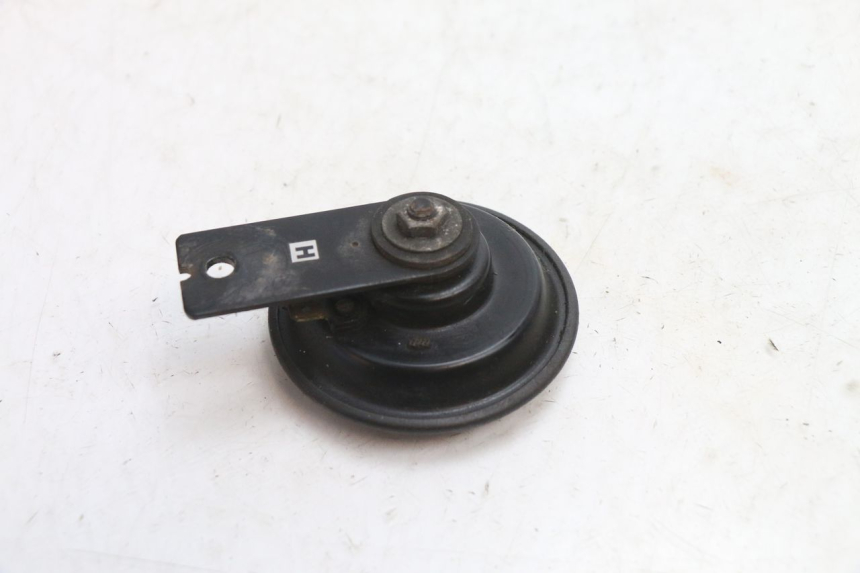 photo de BUZINA YAMAHA FJR 1300 (2001 - 2005) - Detalhe da peça