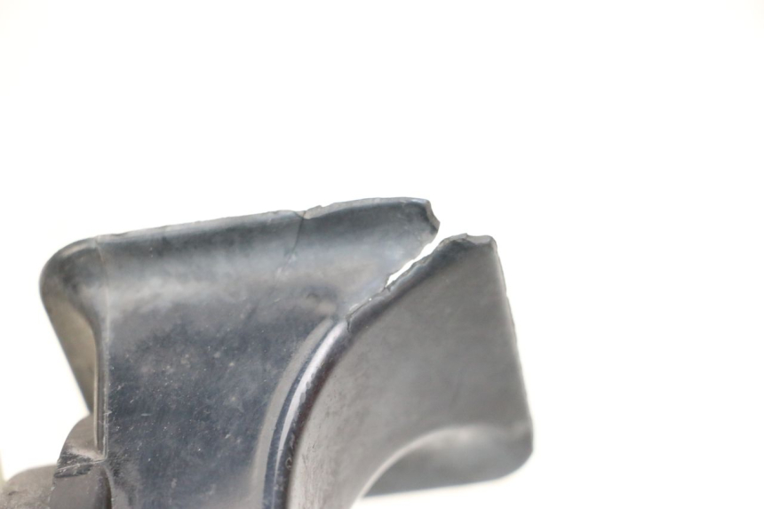 photo de BUZINA SUZUKI GSX E 250 (1982 - 1983) - Detalhe da peça
