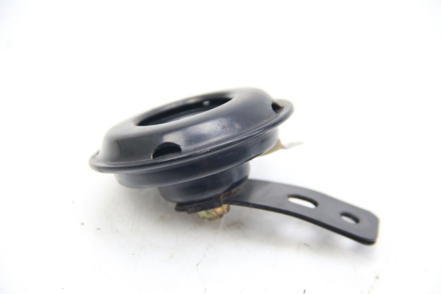 photo de BUZINA PEUGEOT KISBEE 4T 50 (2010 - 2017) - Detalhe da peça