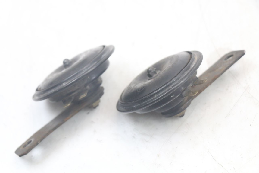 photo de BUZINA TRIUMPH SPEED TRIPLE T301 900 (1994 - 1996) - Detalhe da peça